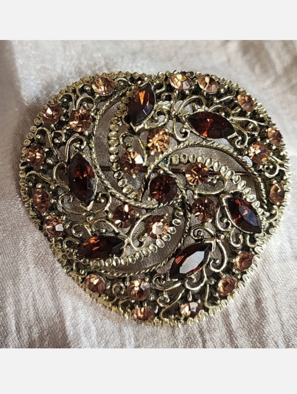 Root Beer Rootbeer Topaz Navette Round Rhinestone Vintage Gold Tone Brooch EUC